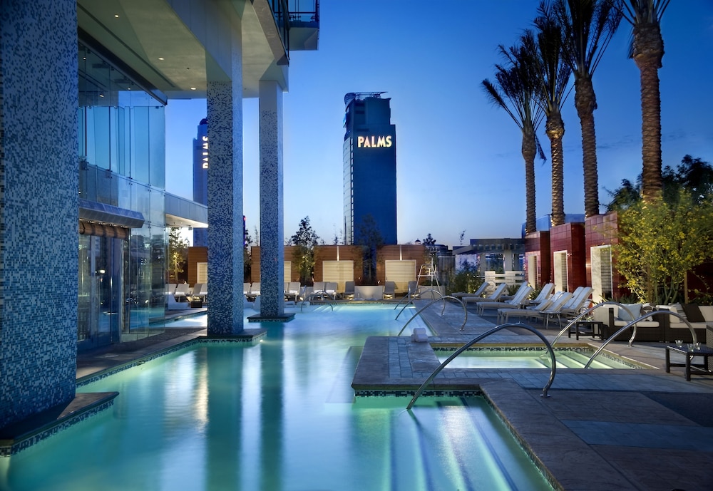 Palms Place all-suite tower adjacent to the Palms Casino Resort off the Las Vegas Strip