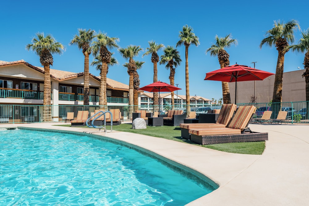 Virgin River Hotel and Casino pool deck with palm trees in Mesquite Nevada